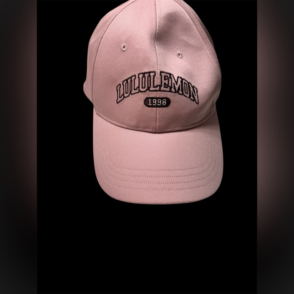 NWOT Lululemon Athletica Light Pink Cap